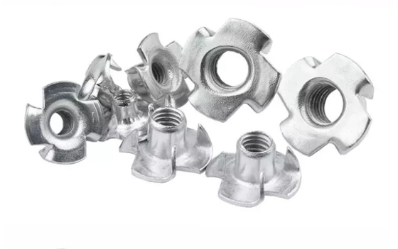 Kelas 4.8 8.8 Hex Head Nuts M5 -M20 Carbon Steel Zinc Plated Four Jaw