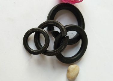 4.8 Kekuatan Tinggi Pantai Baja Spring Washer Hitam Warna Anti Getaran M5 ~ M56