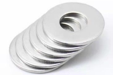 Din 125 Flat Washers Carbon Steel Fasteners Grade 4.8/8.8 Zinc ditanam